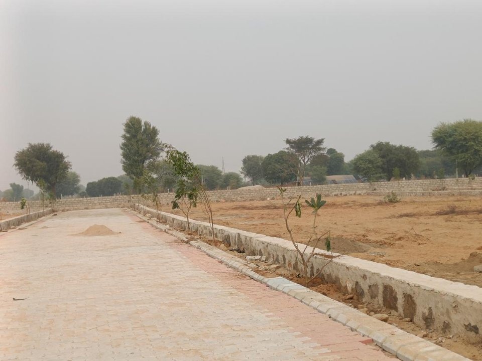 Plot For Sale in Ajmer Road