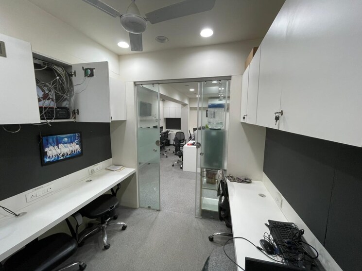 Team Area, science city Commercial Office Space 1410 Sq.Ft. In Science City Ahmedabad 8806705