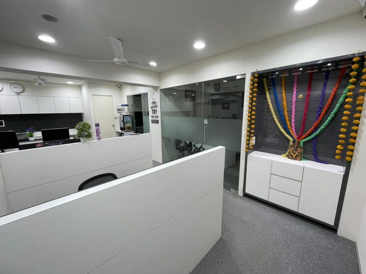 Team Area, science city Commercial Office Space 1410 Sq.Ft. In Science City Ahmedabad 8806705