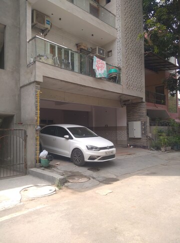 6+ BHK Independent House – Exterior View View at Sector 14 - for Sale