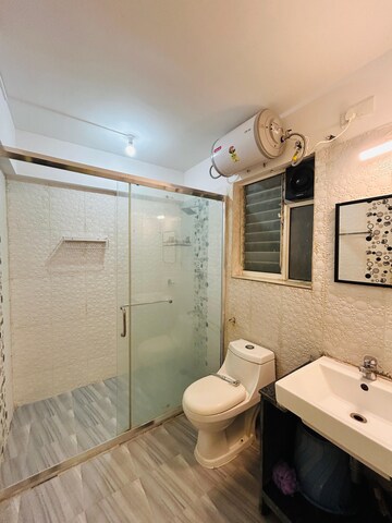 Bathroom in 3.5 BHK Apartment at Clover Highlands, Kondhwa – for Rent