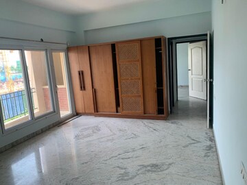 Room in 3 BHK Apartment at Waterville Apartment, Whitefield – for Rent