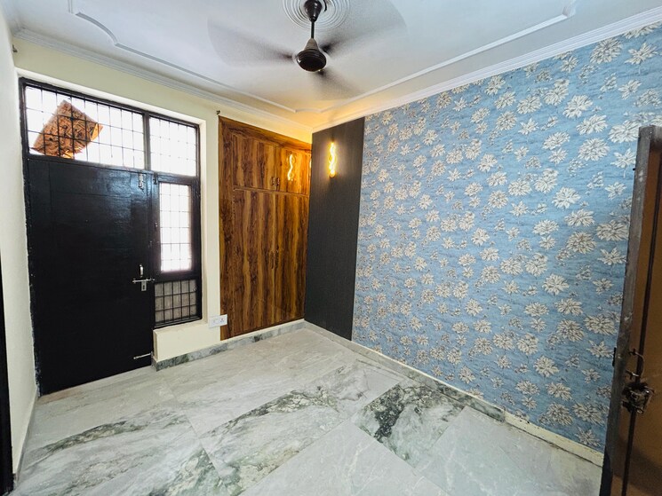 Bedroom, sector 37 3 Bedroom 250 Sq.Ft. Builder Floor In Sector 37 Faridabad 8806790