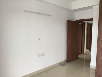 Room in 3 BHK Apartment at ATS Marigold, Sector 89a – for Rent