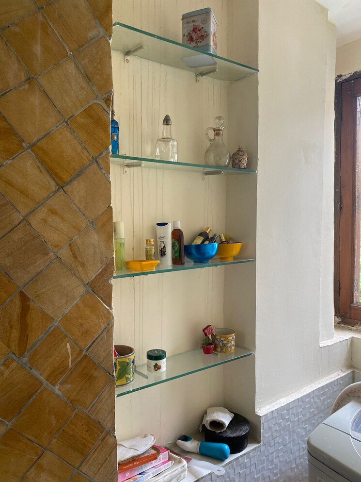 undefined, sarvodaya enclave 3 Bedroom 1800 Sq.Ft. Builder Floor In Sarvodaya Enclave Delhi 8806843