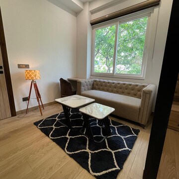 Master Bedroom in 2 BHK Builder Floor at SS Southend Floors, South City 2 – for Rent