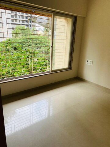 Room in 1.5 BHK Apartment at Kyraa Ariso Apartment, Chembur – for Rent