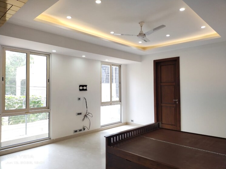 Room, vasant vihar 4 Bedroom 600 Sq.Yd. Builder Floor In Vasant Vihar Delhi 8806881