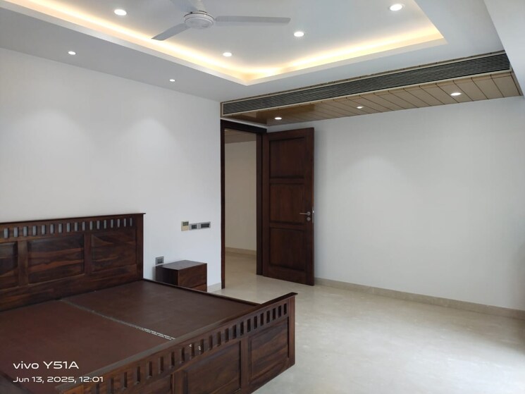 Bedroom, vasant vihar 4 Bedroom 600 Sq.Yd. Builder Floor In Vasant Vihar Delhi 8806881
