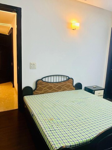 Bedroom in 3 BHK Builder Floor at Panchsheel Enclave – for Rent