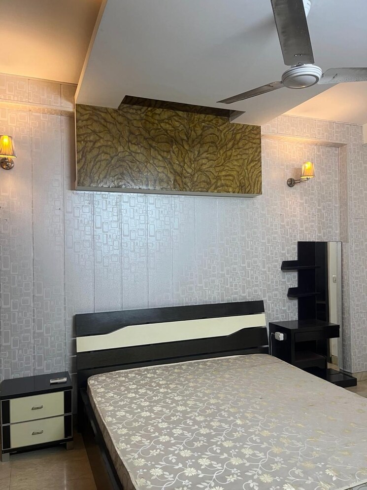 Kitchen, panchsheel enclave 3 Bedroom 200 Sq.Yd. Builder Floor In Panchsheel Enclave Delhi 8806891