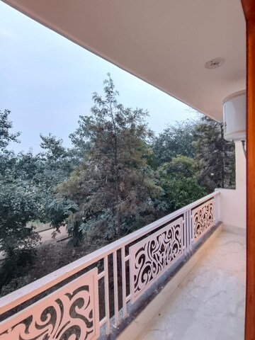 Balcony in 3 BHK Builder Floor at Panchsheel Vihar – for Rent