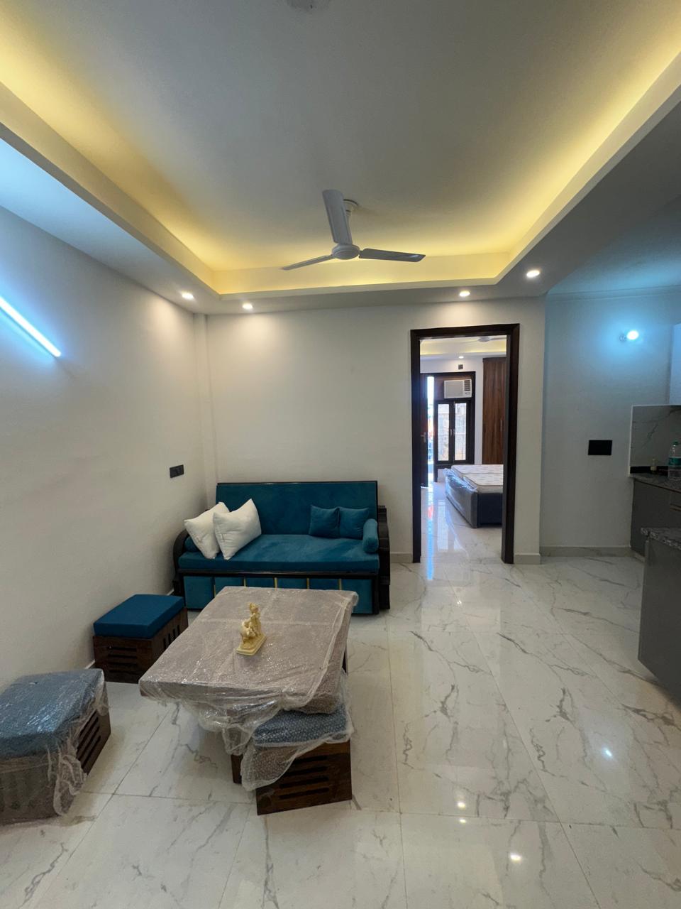 2 BHK Builder Floor For Rent in Saket