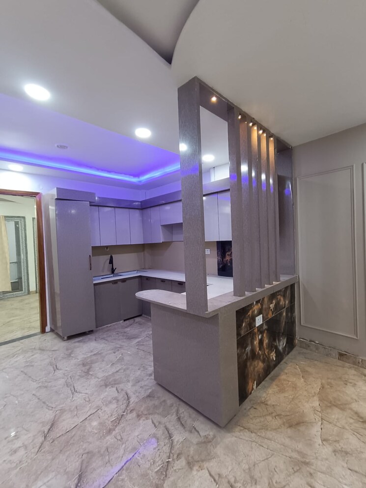 Kitchen, baba colony 4 Bedroom 1350 Sq.Ft. Builder Floor In Baba Colony Delhi 8806989