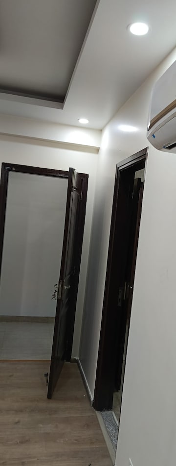 Building Lobby in 3 BHK Apartment at 3C Lotus Boulevard Espacia, Sector 100 – for Rent