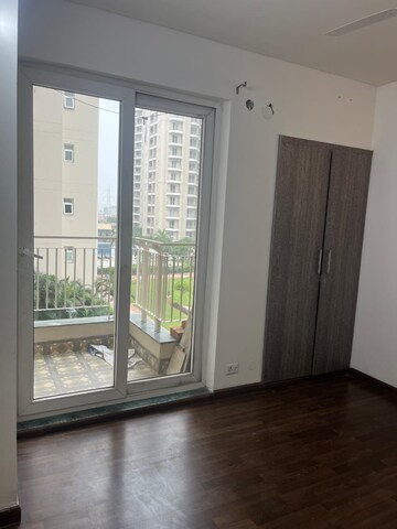 Building Lobby in 2 BHK Apartment at BPTP Discovery Park, Sector 80 – for Rent