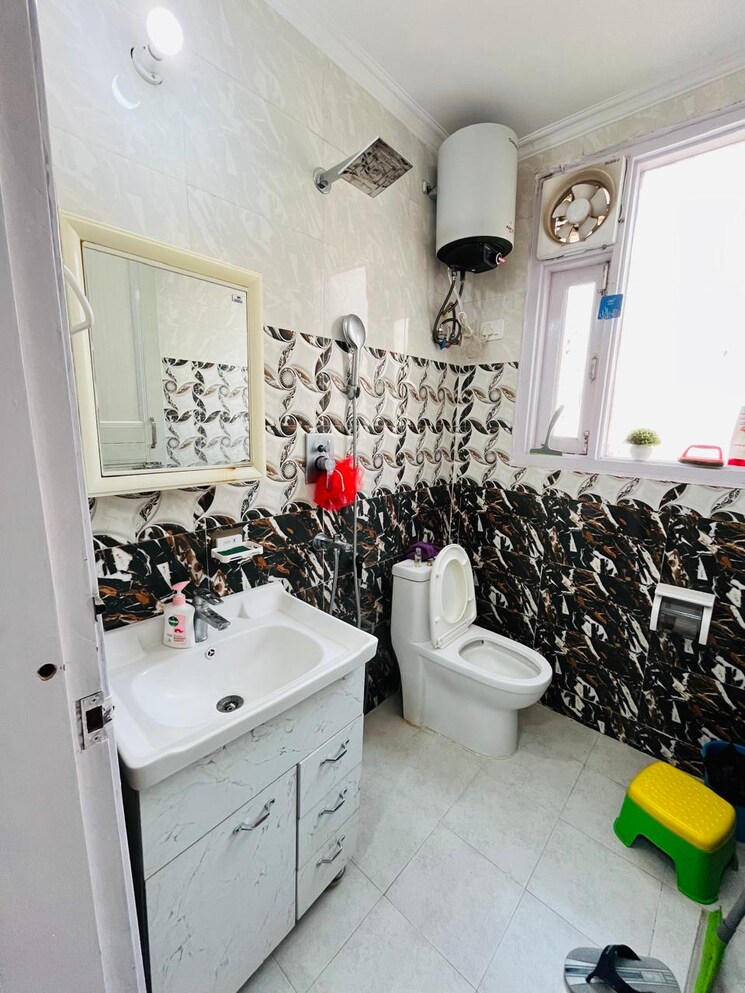 Master Bedroom, saket 2 Bedroom 805 Sq.Ft. Builder Floor In Saket Delhi 8806932