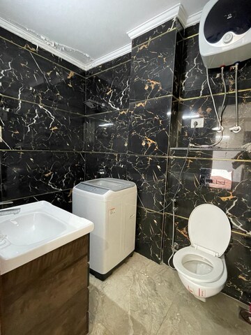 Master Bedroom in 2 BHK Builder Floor at Saket – for Rent