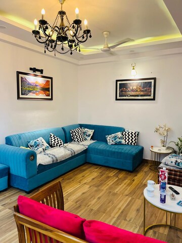 Bedroom in 2 BHK Builder Floor at Saket – for Rent