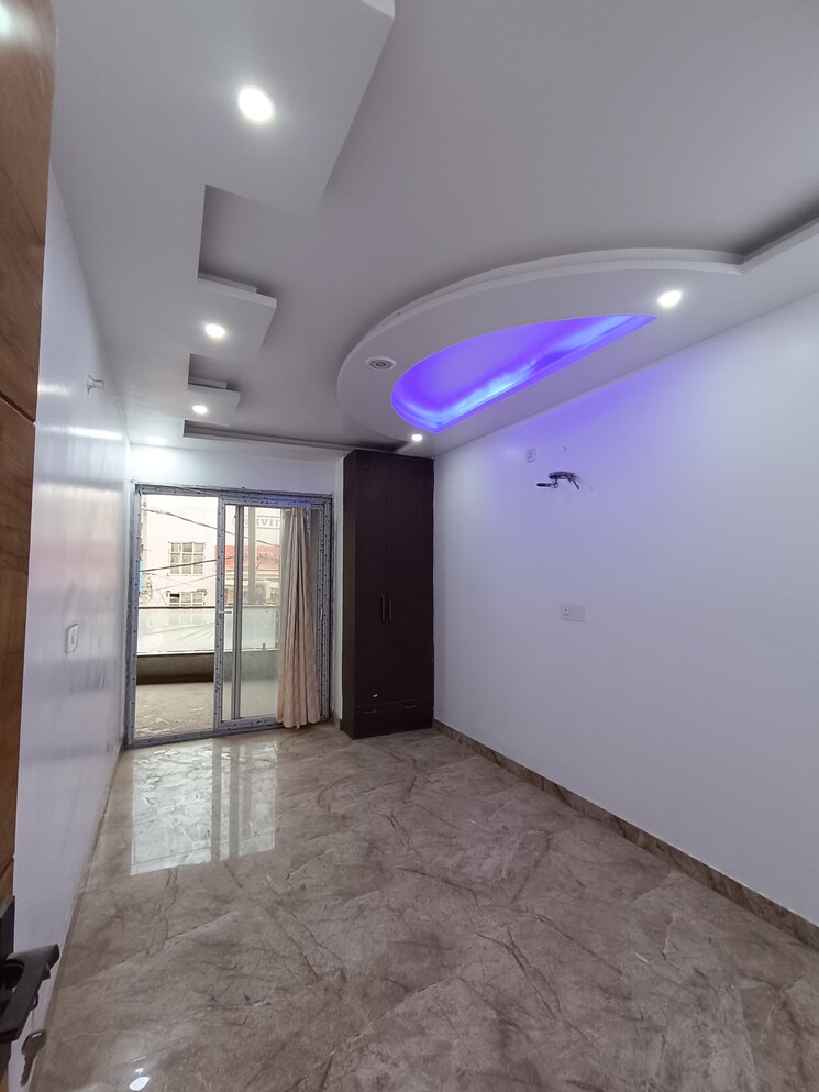 Room, burari 4 Bedroom 1350 Sq.Ft. Builder Floor In Burari Delhi 8806996