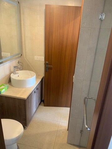 Bathroom in 4 BHK Apartment at Central Park Flower Valley Aqua Front Towers, Sohna Sector 33 – for Rent