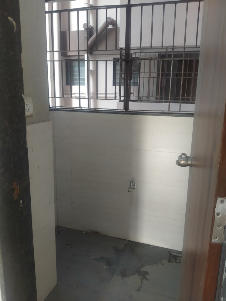 Room, bhestan 2 Bedroom 1220 Sq.Ft. Apartment In Bhestan Surat 8806986