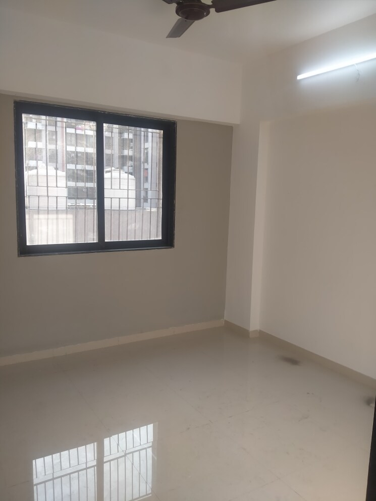 Room, bhestan 2 Bedroom 1220 Sq.Ft. Apartment In Bhestan Surat 8806986