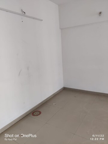Room in 1 BHK Apartment at Saket – for Rent