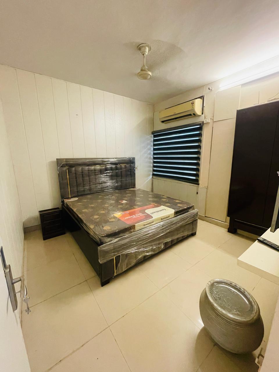 3 BHK + Servant Room Independent House For Rent in Sector 52