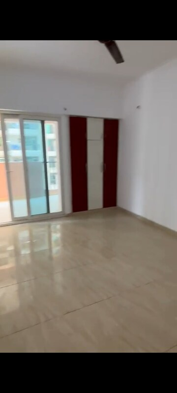 Room in 2 BHK Apartment at Gaur 14th Avenue High Street, Sector 16c Greater Noida – for Sale