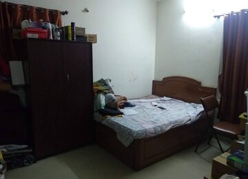 Bedroom in 2 BHK Apartment at Nanakramguda – for Rent
