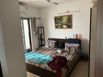 Bedroom in 3 BHK Apartment at HDIL Metropolis Residences, Andheri West – for Rent