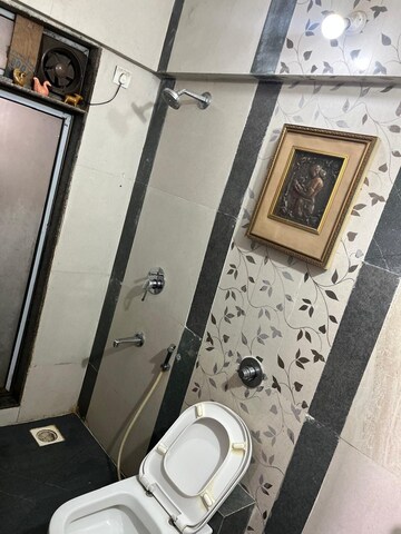 Bathroom in 3 BHK Apartment at HDIL Metropolis Residences, Andheri West – for Rent