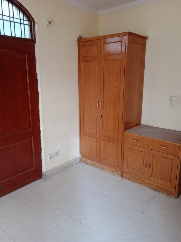 Room, shiv-sai-emerald-heights 4 Bedroom 2190 Sq.Ft. Apartment In Sector 88 Faridabad 8807026