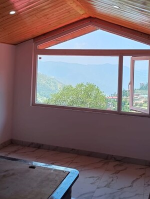 Room in 4 BHK Penthouse at Sanjauli – for Sale