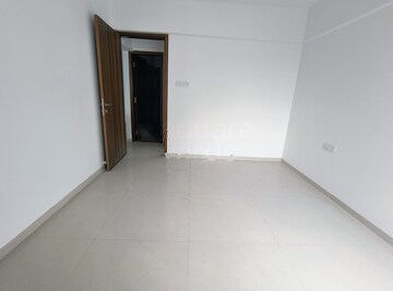 Room in 3 BHK Apartment at ARV Uthville, Kharadi – for Rent