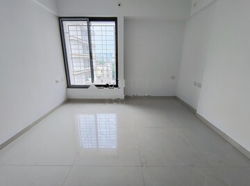 Room in 3 BHK Apartment at ARV Uthville, Kharadi – for Rent