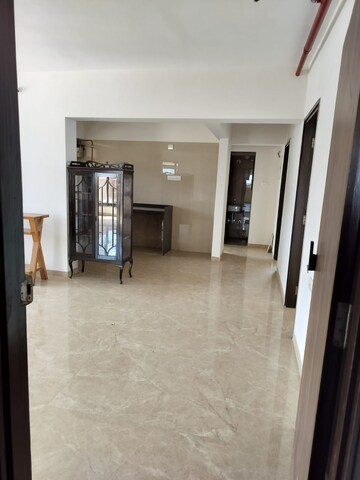Room in 3 BHK Apartment at Nishigandha CHS Mahim, Mahim – for Rent