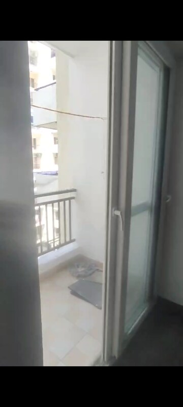 Building Lobby in 2.5 BHK Apartment at Sethi Max Royale, Sector 76 – for Sale