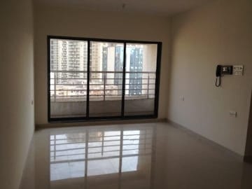 Room in 3 BHK Builder Floor at DLF The Ultima, Sector 81 – for Rent