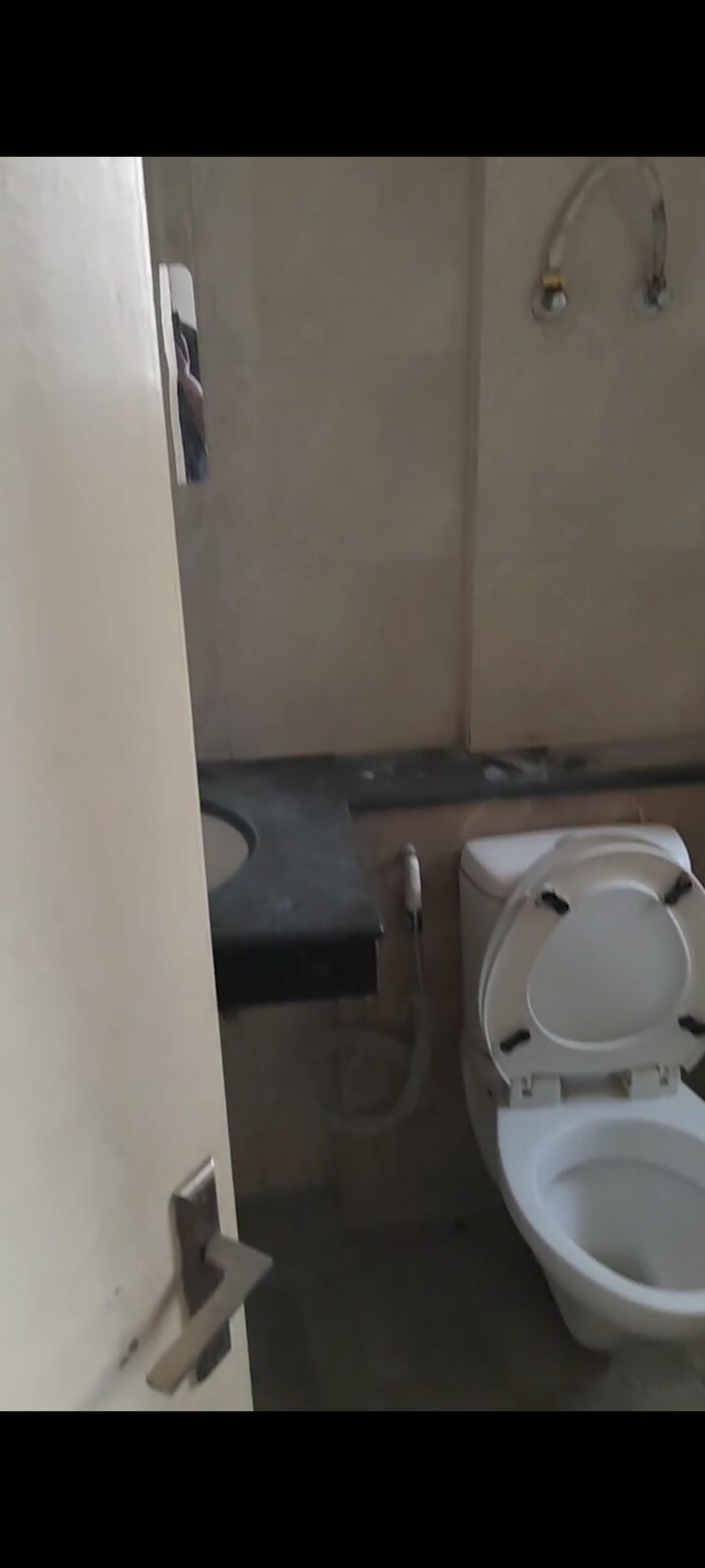 Bathroom, wave-executive-floors 2 Bedroom 900 Sq.Ft. Apartment In Wave City Ghaziabad 8807103