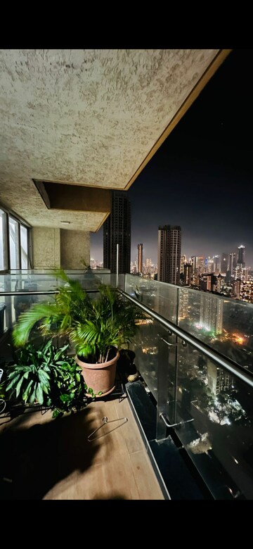 4 BHK Apartment For Rent in Lodha Venezia, Parel
