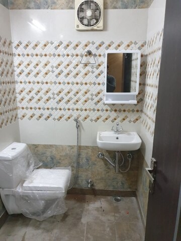 Bathroom in 1 BHK Builder Floor at Signature Global Aspire, Sector 95 – for Rent