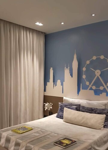 Bedroom in 2 BHK Apartment at Kalpataru Residency, Sanath Nagar – for Rent