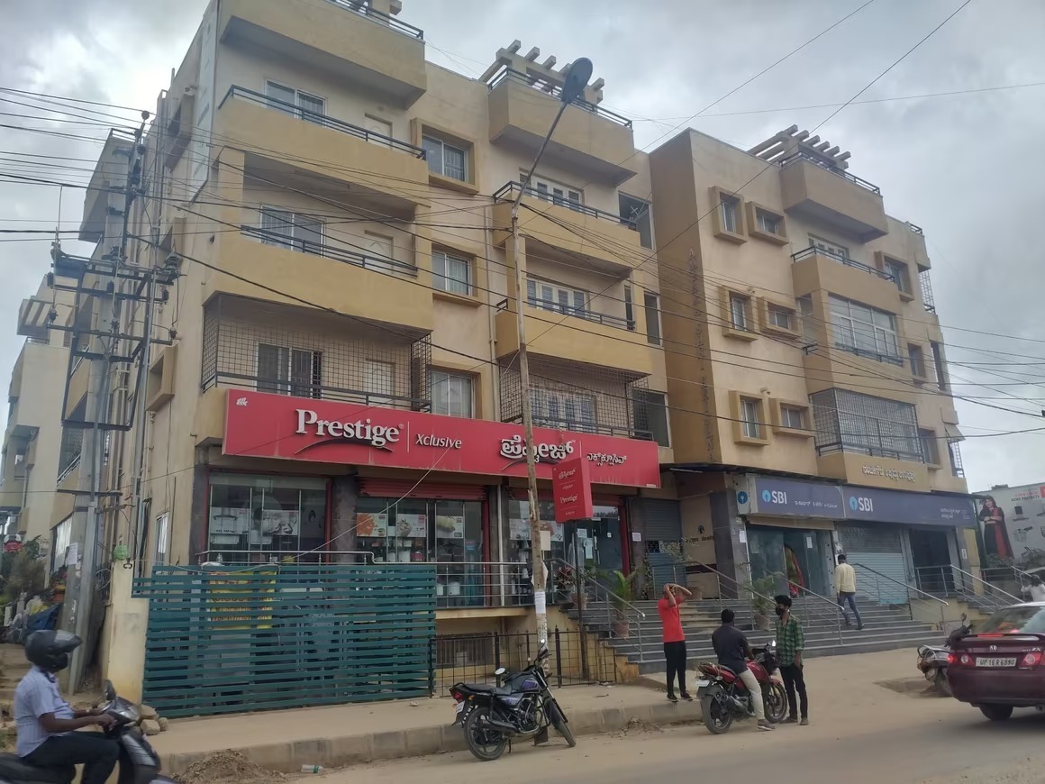 3 BHK + Pooja Room,Extra Room Apartment For Rent in Ambara Shri Krishna