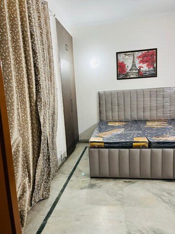 Bedroom in 4 BHK Builder Floor at Ardee City, Sector 52 – for Sale