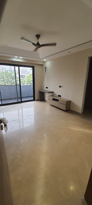 Room in 4 BHK Builder Floor at Sushant Lok Iii – for Sale