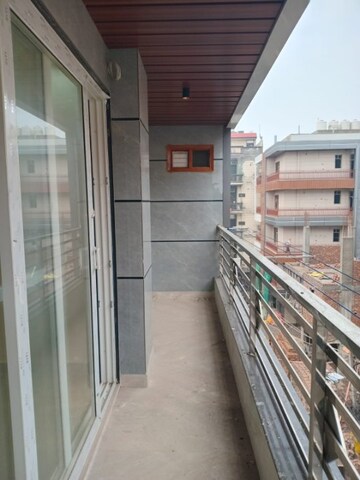 Balcony in 3.5 BHK Builder Floor at Dwarka Mor – for Rent