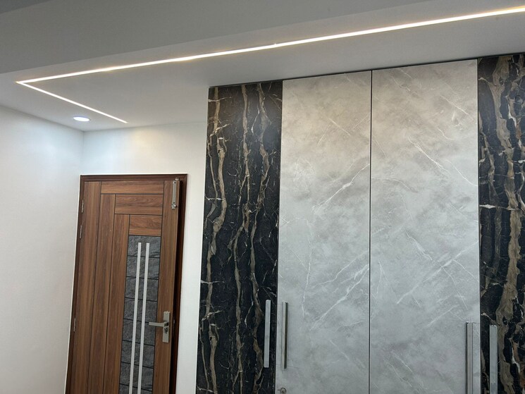 Other, punjabi bagh 3 Bedroom 220 Sq.Yd. Apartment In Punjabi Bagh Delhi 8807145