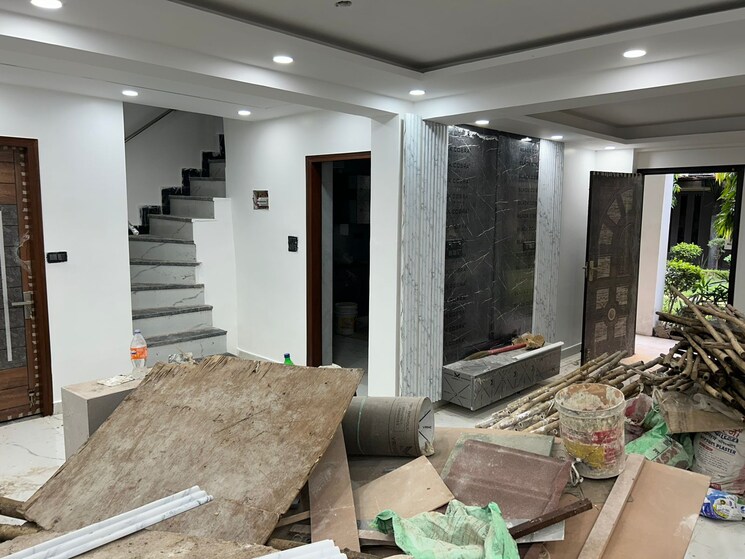 undefined, punjabi bagh 3 Bedroom 220 Sq.Yd. Apartment In Punjabi Bagh Delhi 8807145